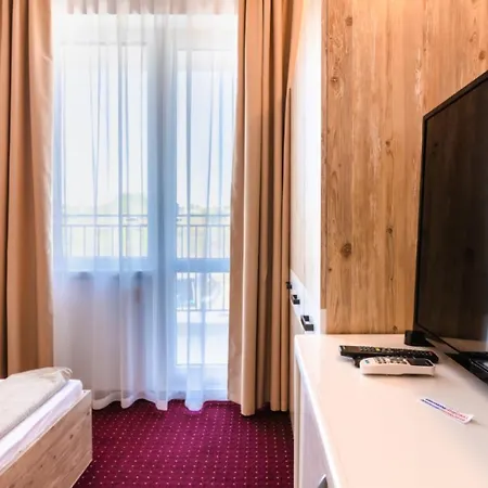 Theona 4* Обзор