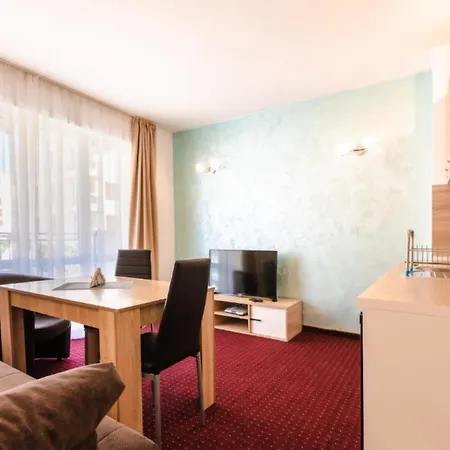 Theona Къща за гости 4*