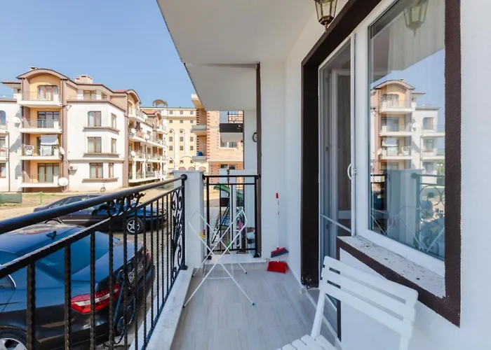 Theona 4* 奥布佐尔