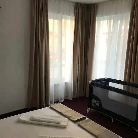Theona Guest house